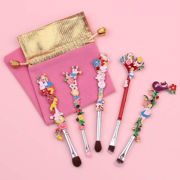 Disney Alice in Wonderland Makeup Brush Set - Picture 6 of 8